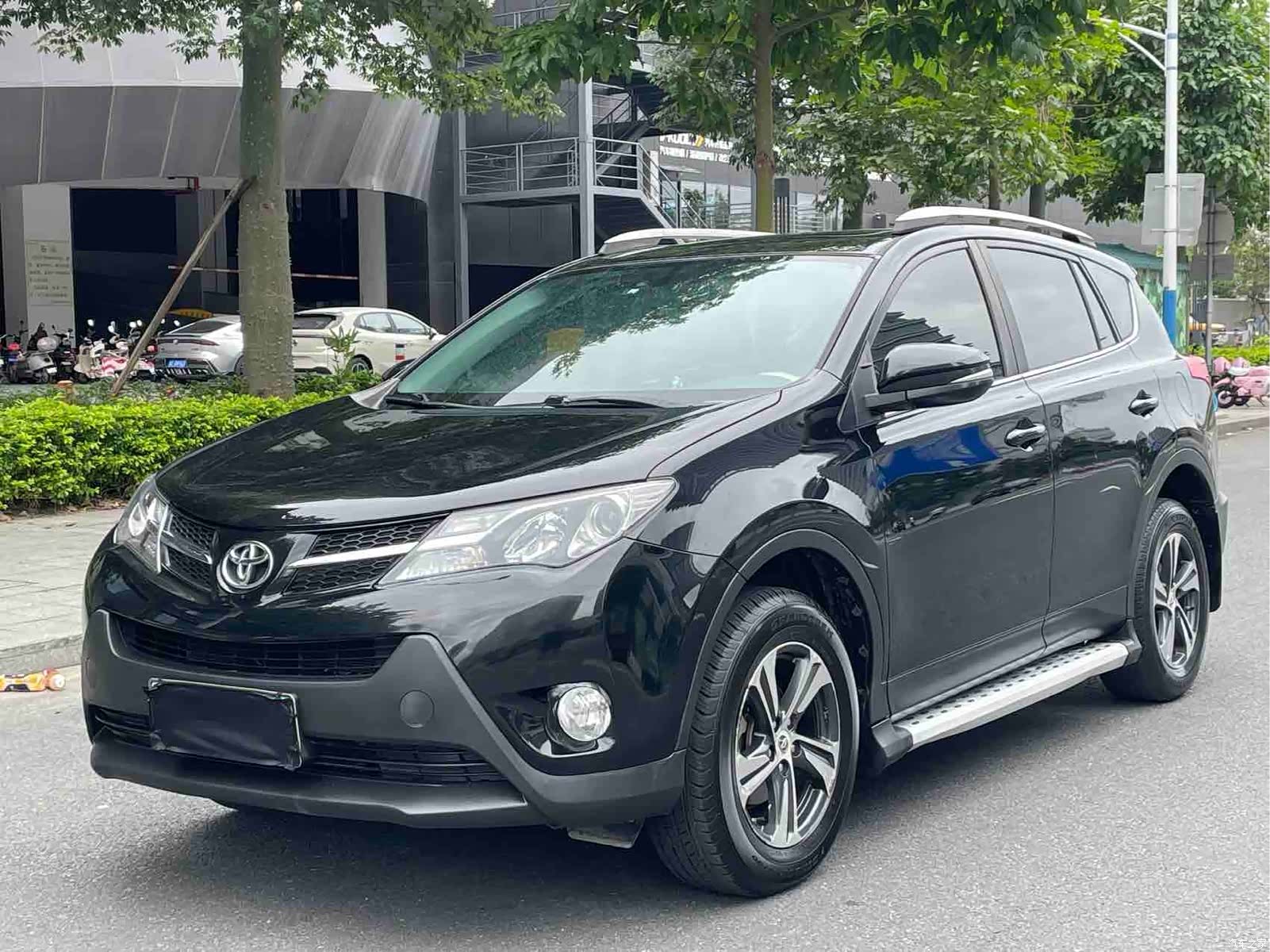 Toyota RAV4, 2016 1