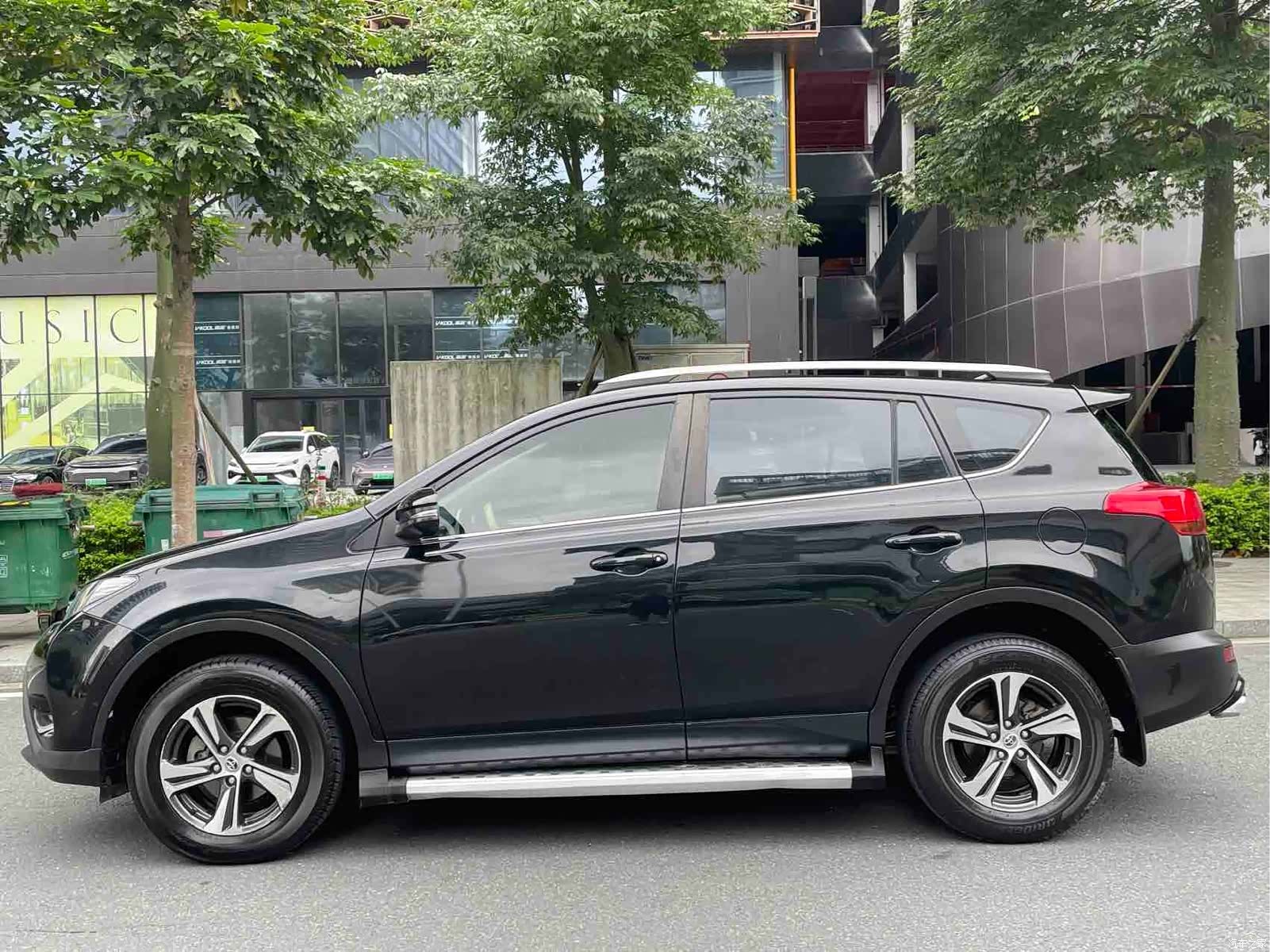 Toyota RAV4, 2016 6