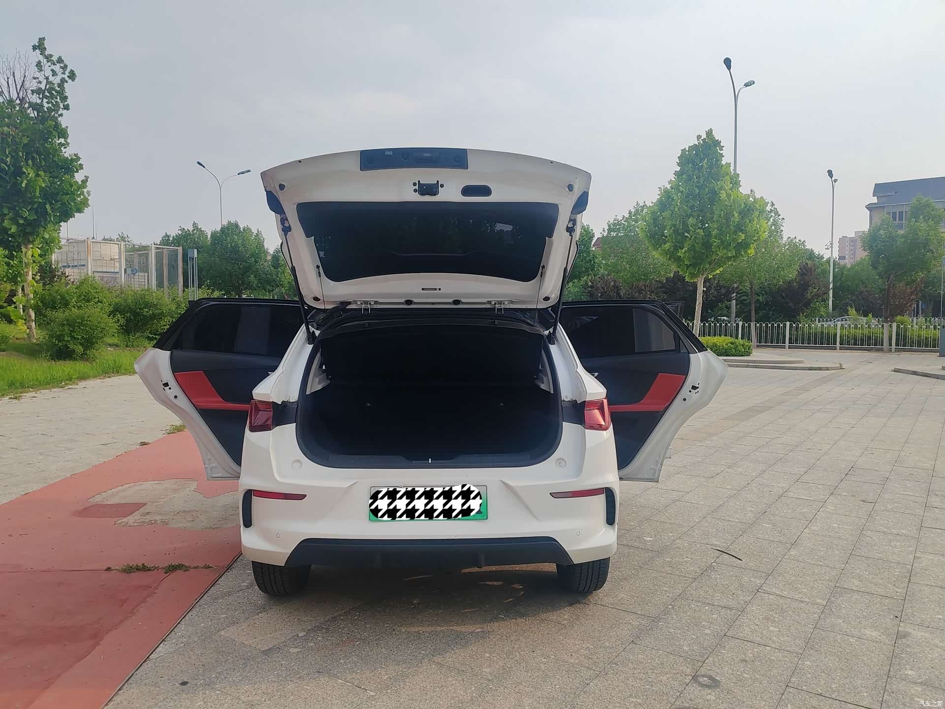 BYD E2, 2020 8