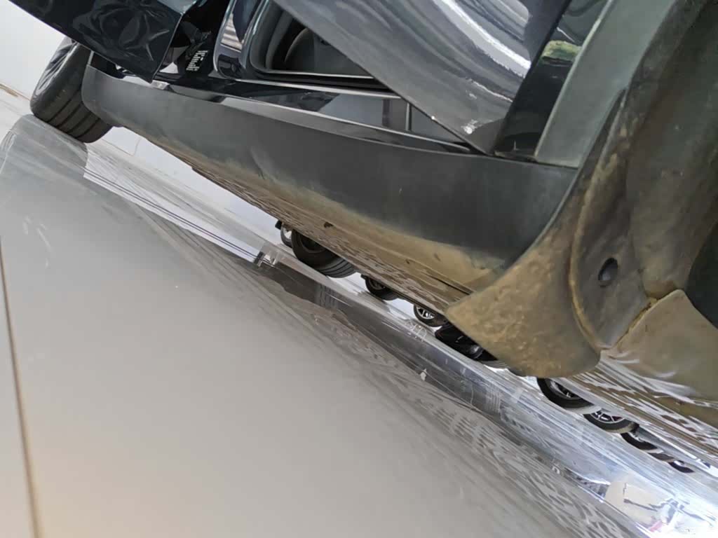 Tesla Model Y, 2024 21