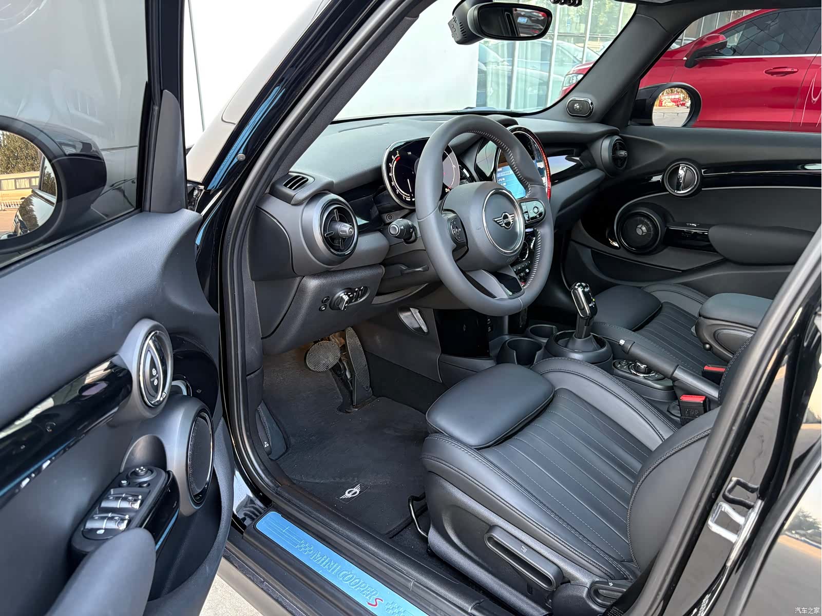 Mini Cooper, 2023 7