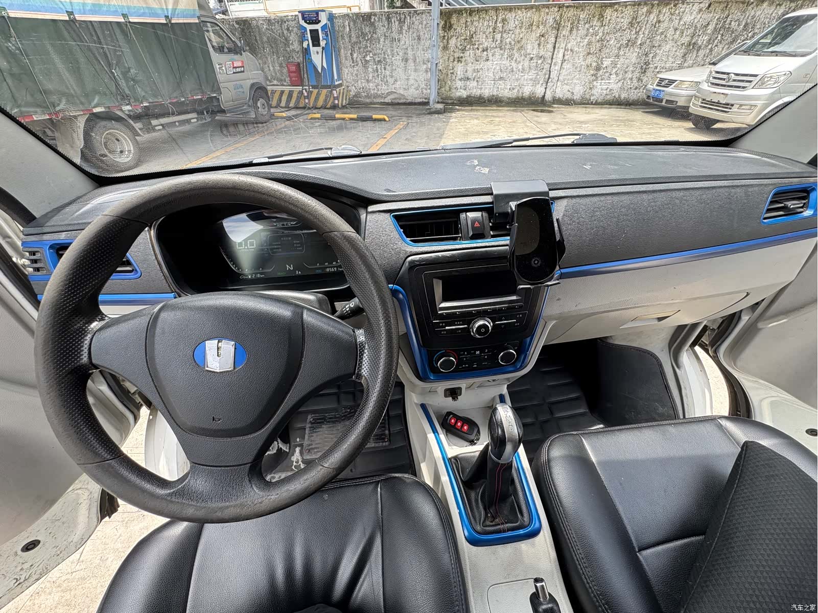 Geely E5, 2020 все фото
