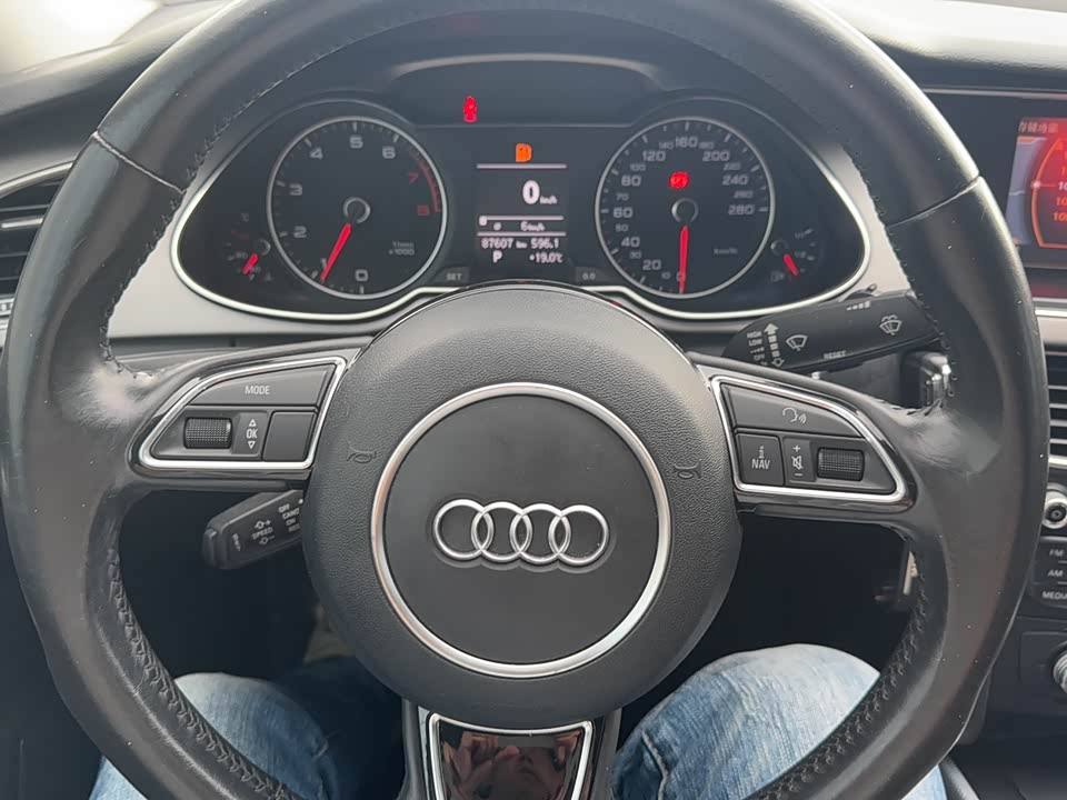 Audi A4L
