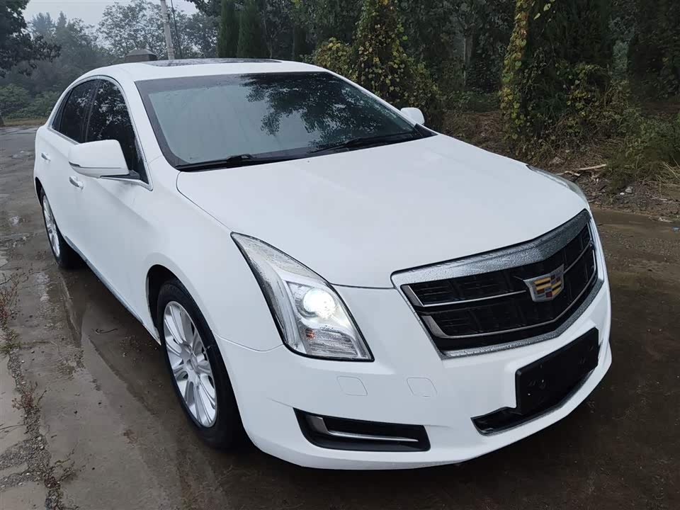 Cadillac XTS