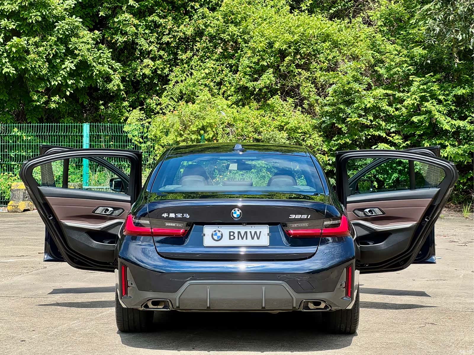 BMW 3 Series, 2023 20