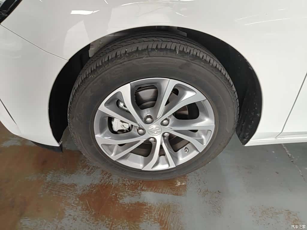 Buick Verano, 2025 23