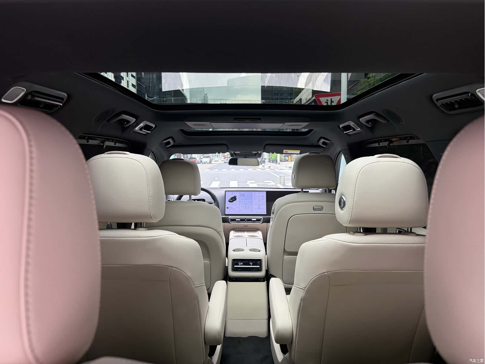 Li Auto L9, 2023 12