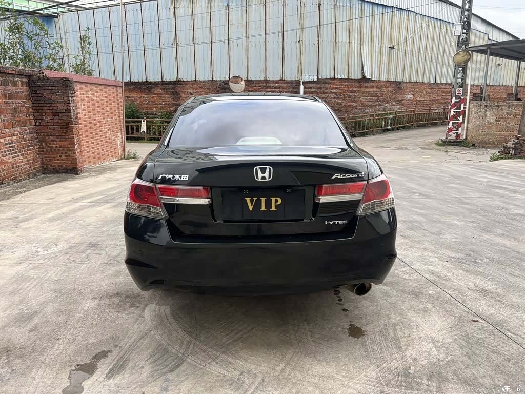 Honda Accord, 2011 6