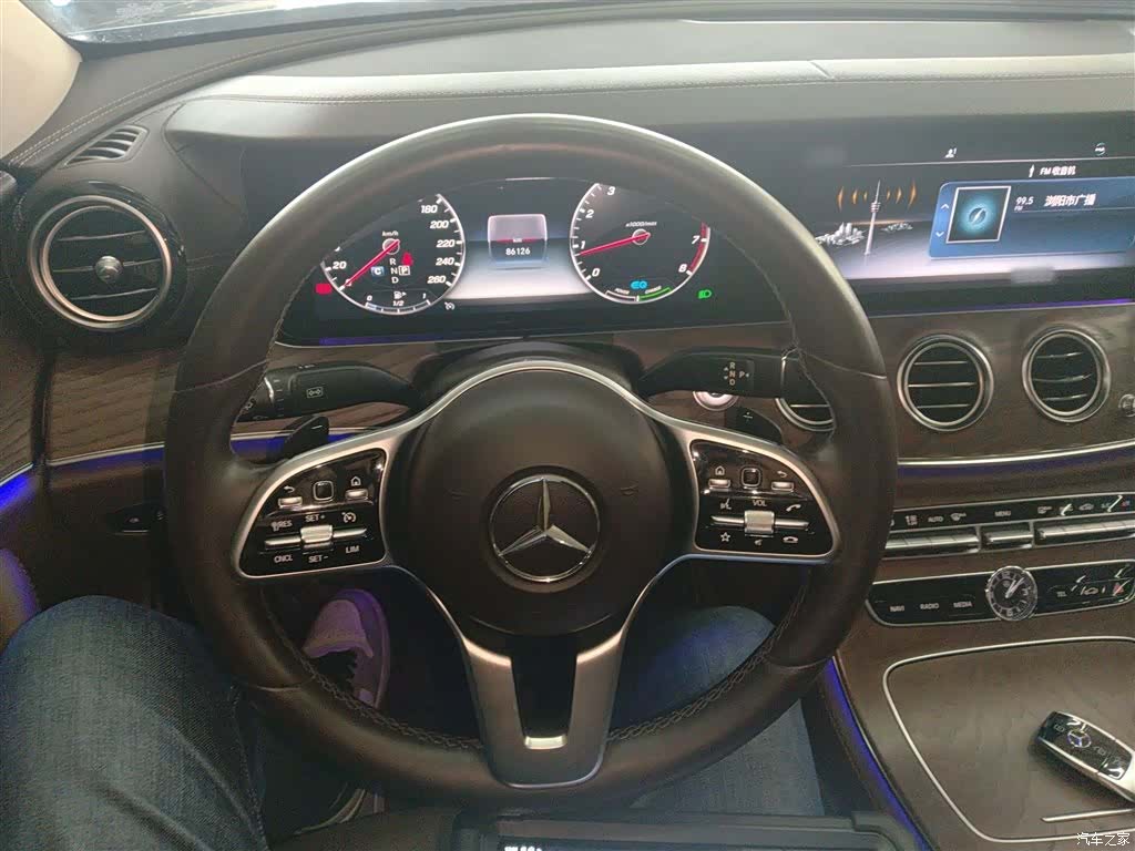 Mercedes-Benz E-Class, 2020 11