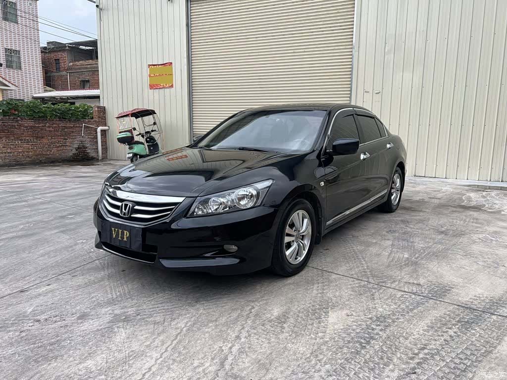 Honda Accord, 2011 1