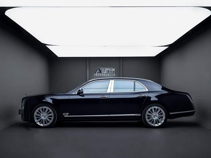 Bentley Mulsanne 2013 6.8T Mulliner te bie ban