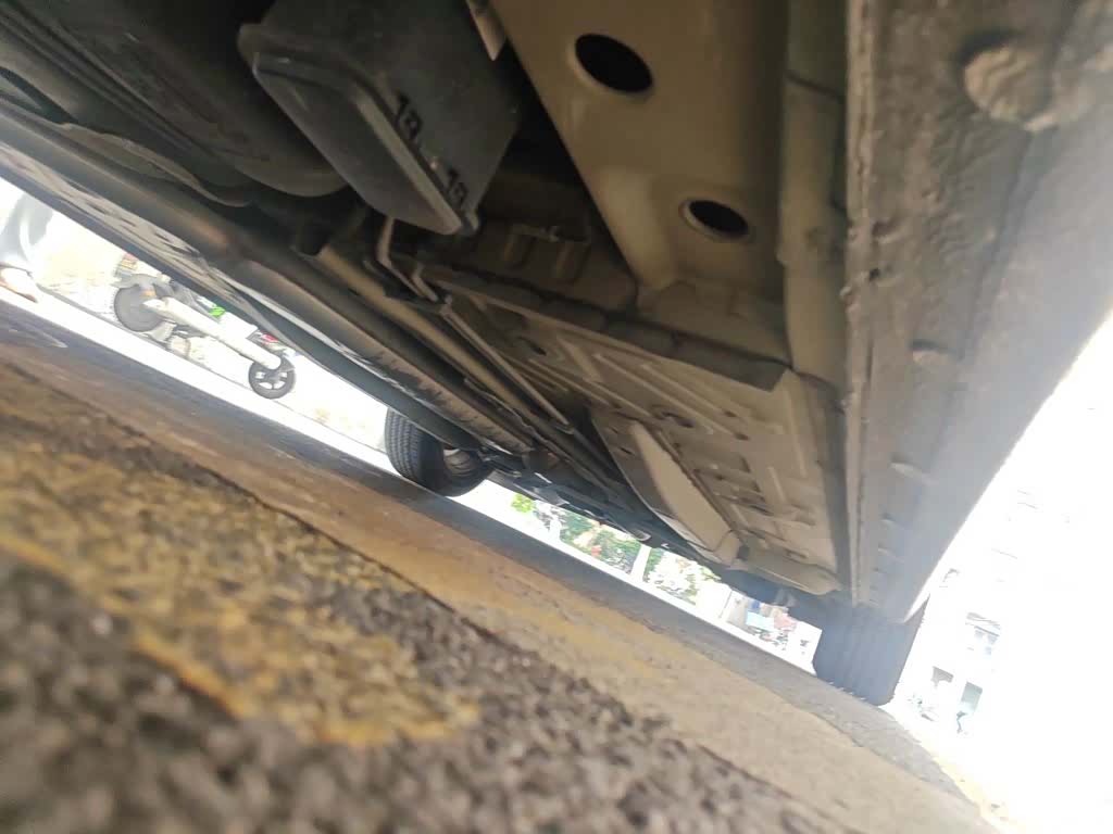 Buick GL6, 2017 17