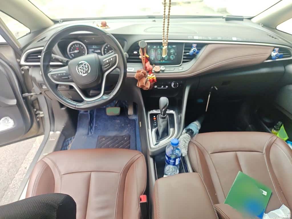 Buick GL6, 2017 13