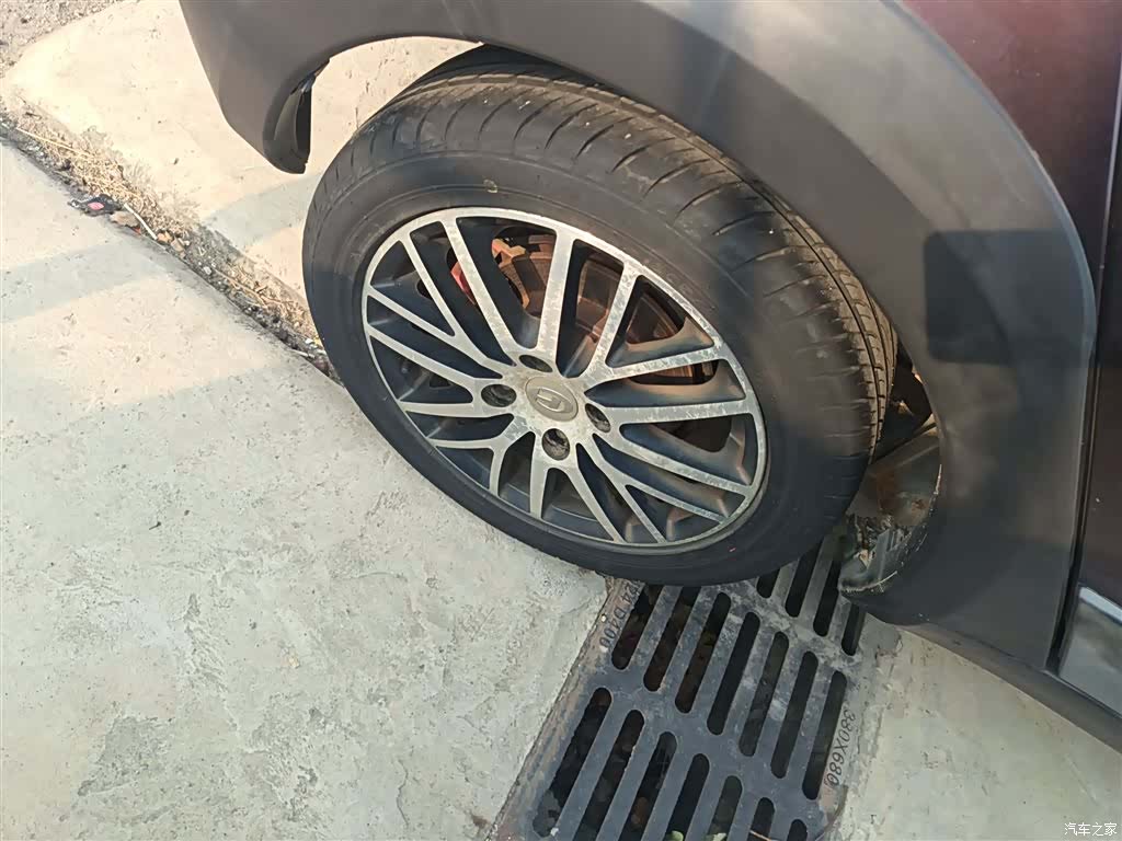 BAIC Q25, 2016 26