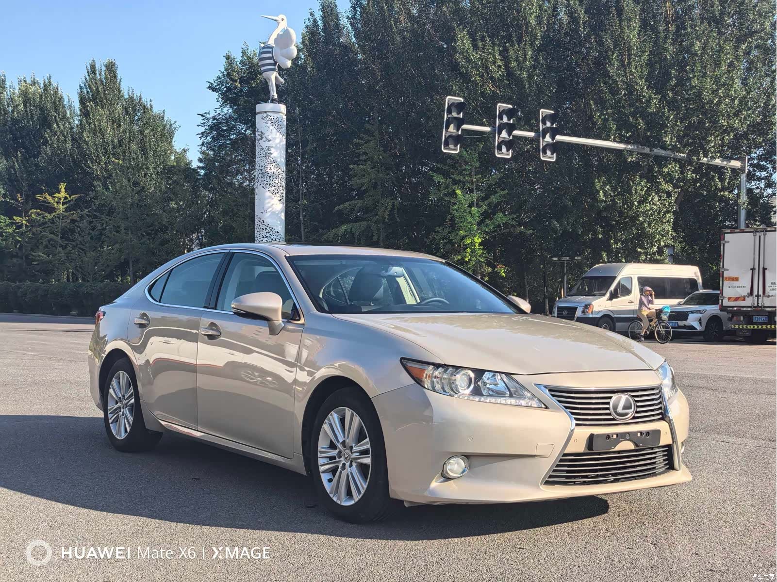 Lexus ES, 2013 3
