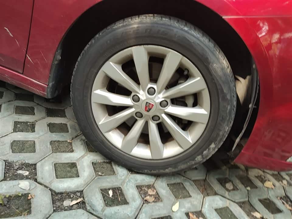 Roewe i6 Roewe i6