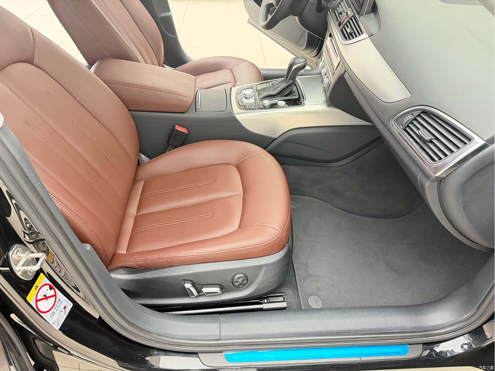 Audi A6L, 2016 14