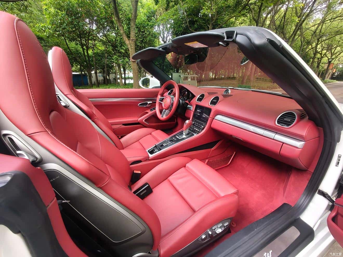 Porsche Boxster, 2024 9