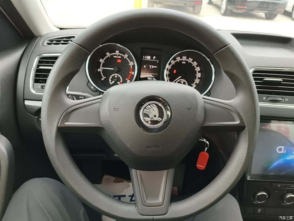 Skoda Yeti, 2017 11