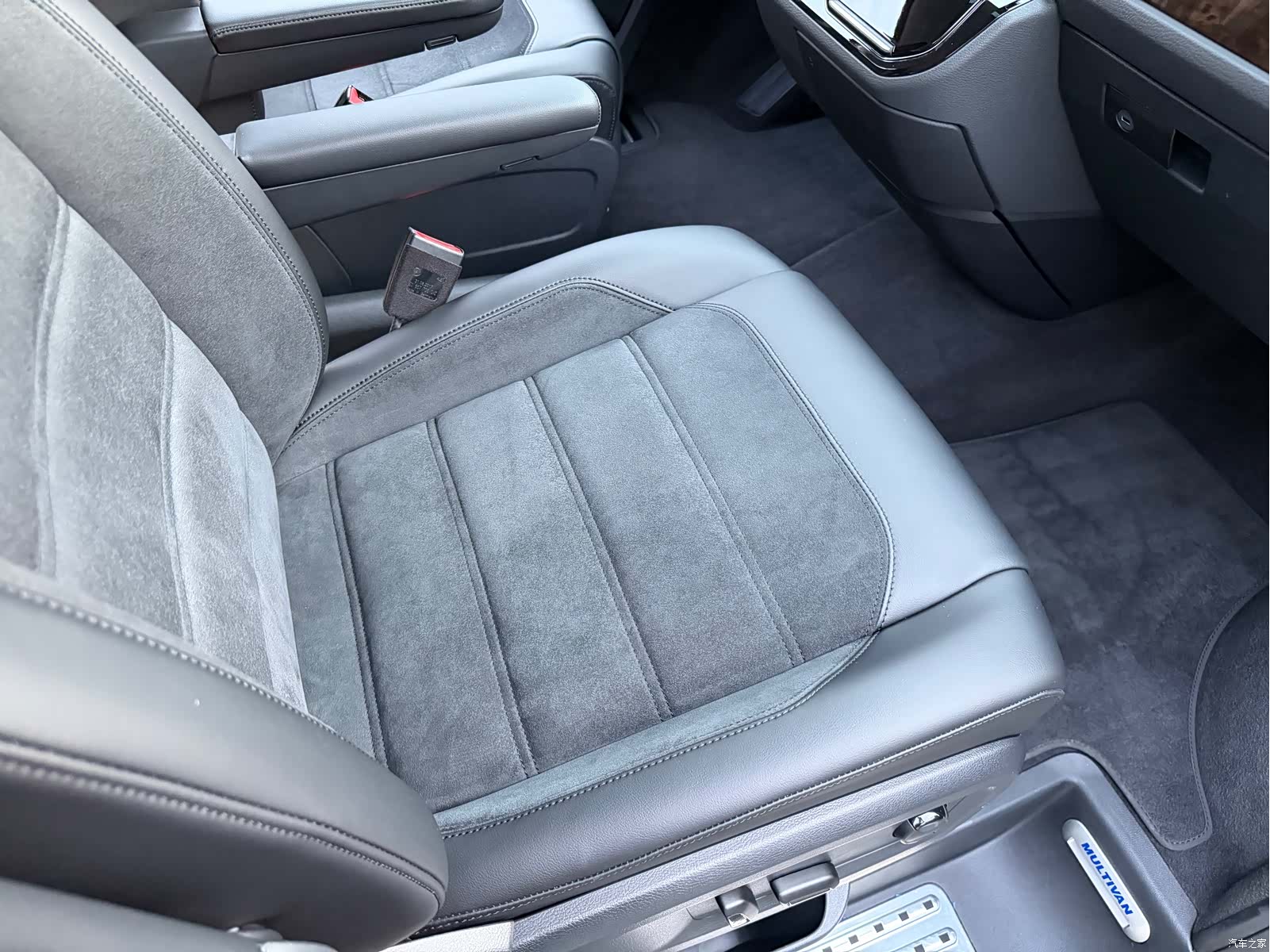 Volkswagen 7, 2017 14