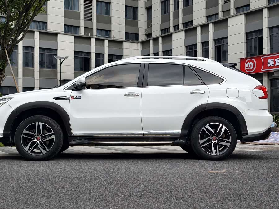 BYD Tang New Energy 2016, фото 2