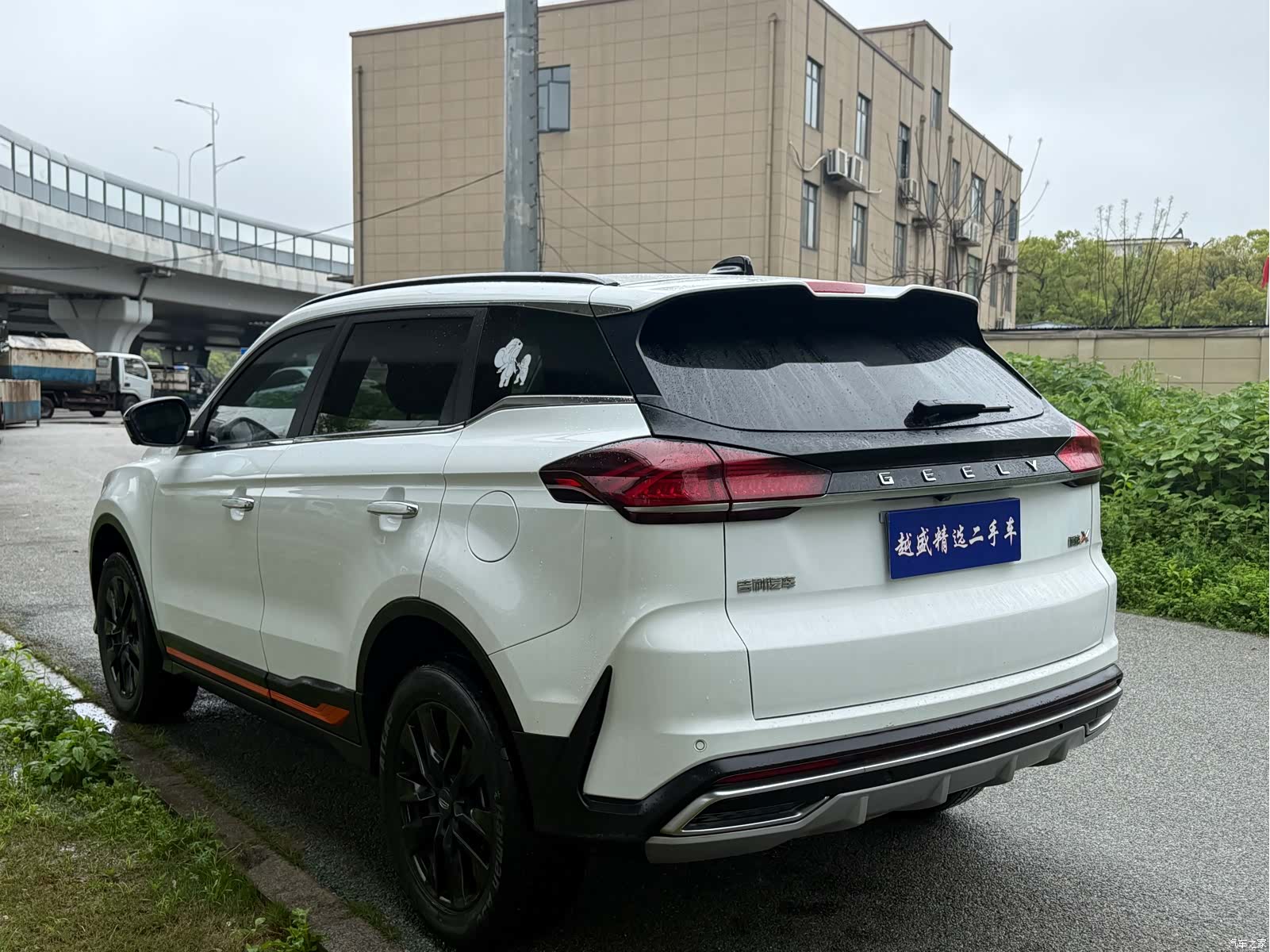 Geely Boyue, 2022 4