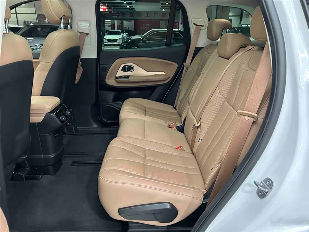 NIO ES8, 2019 14