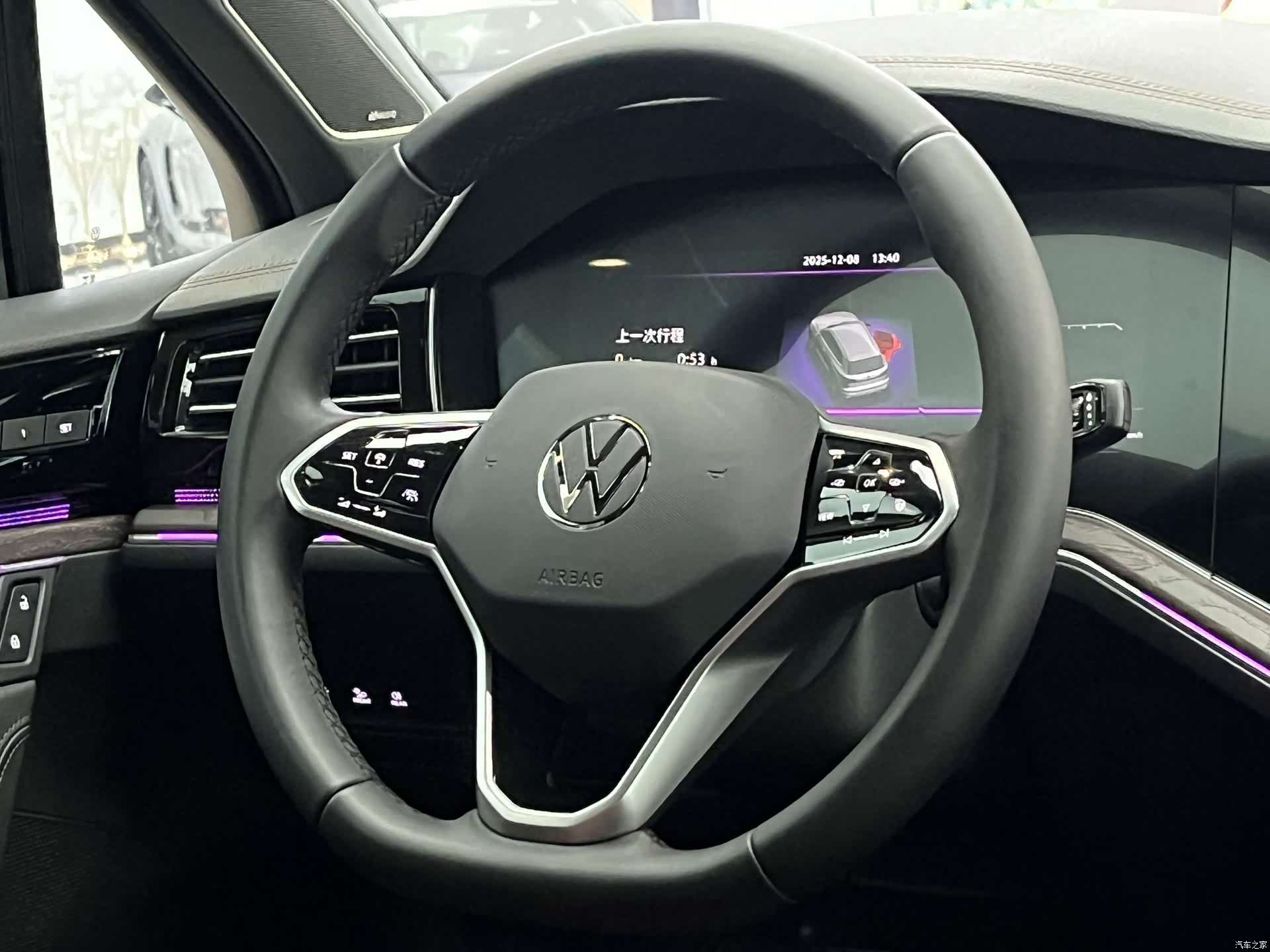 Volkswagen Touareg, 2022 9