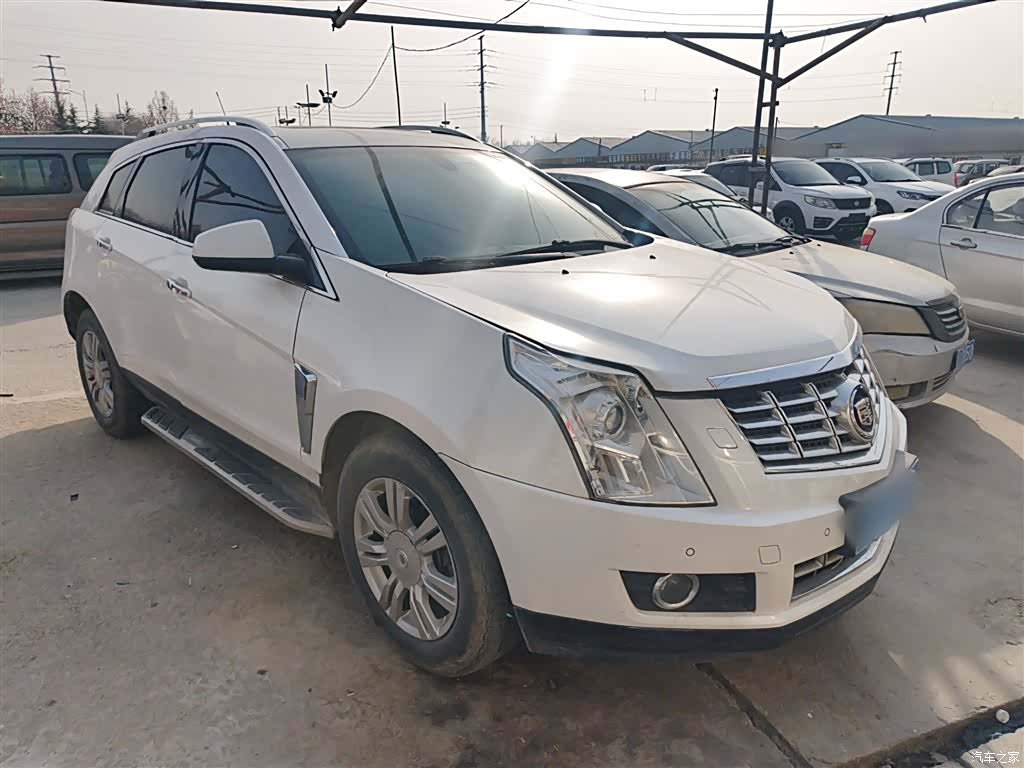 Cadillac SRX, 2015 4