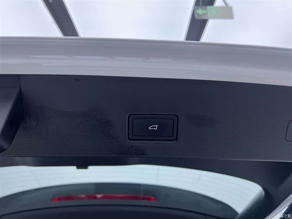 Volkswagen T-ROC, 2025 30