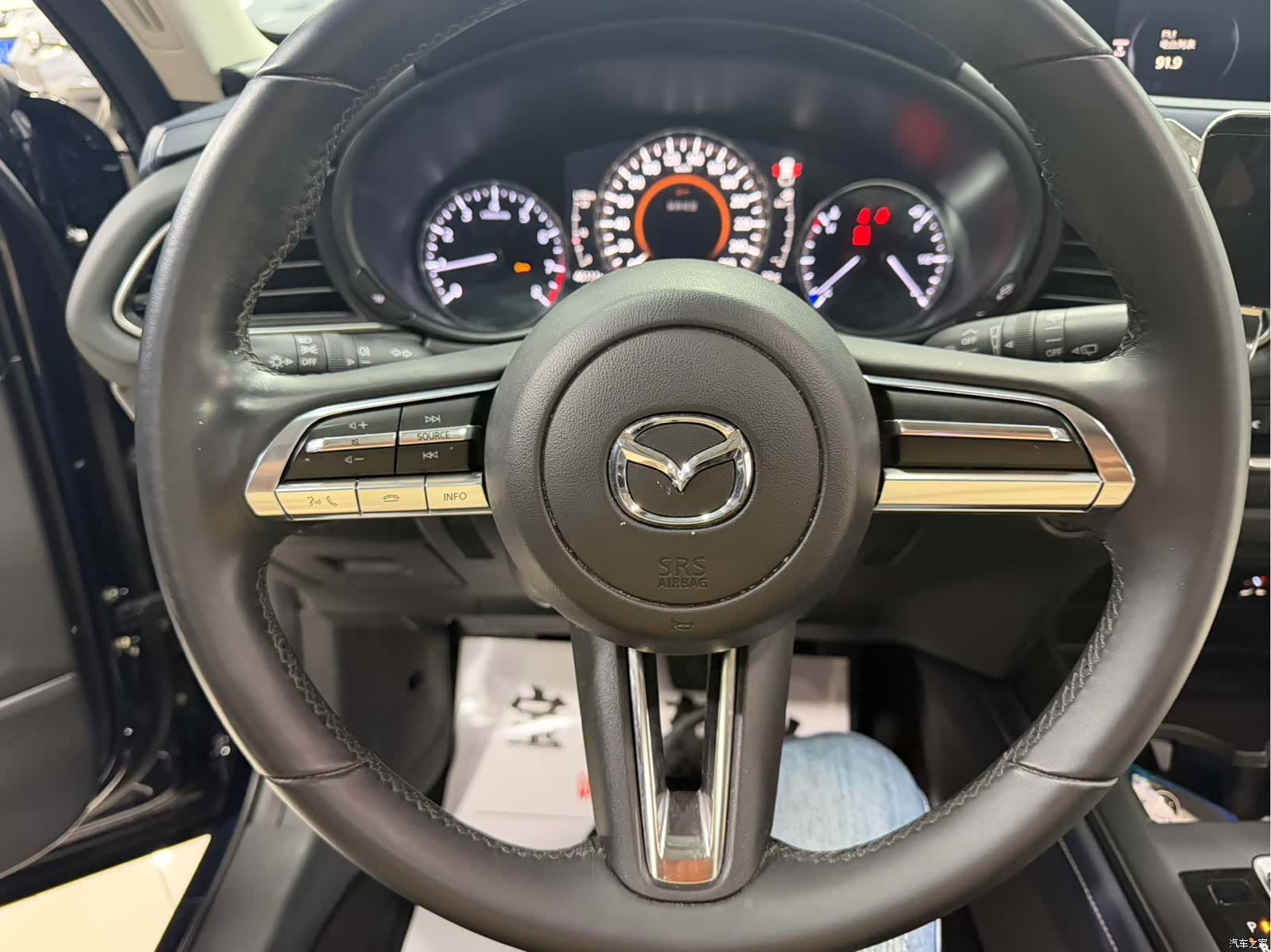 Mazda CX-30, 2022 10