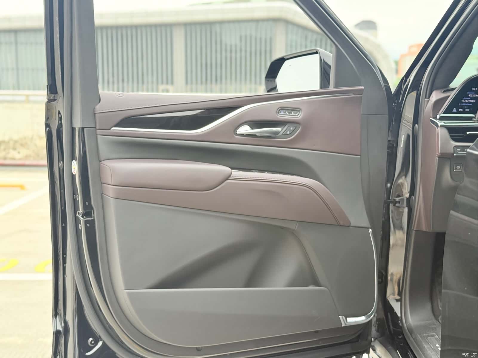 Cadillac Escalade, 2023 15