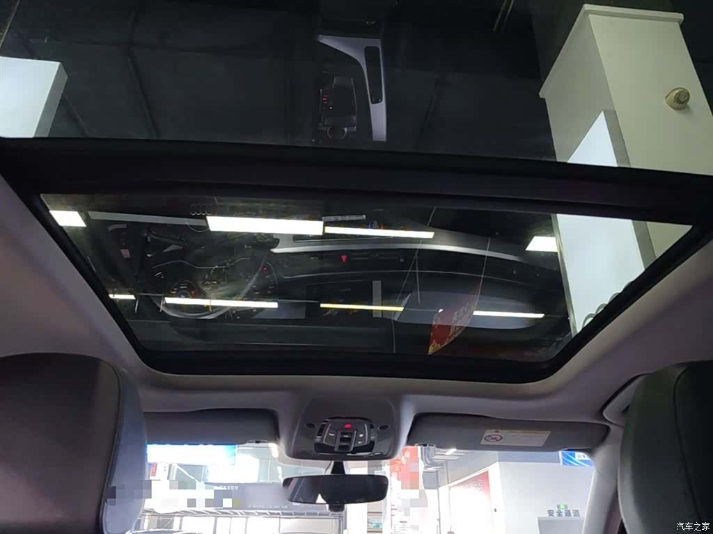 Audi A4L, 2019 18