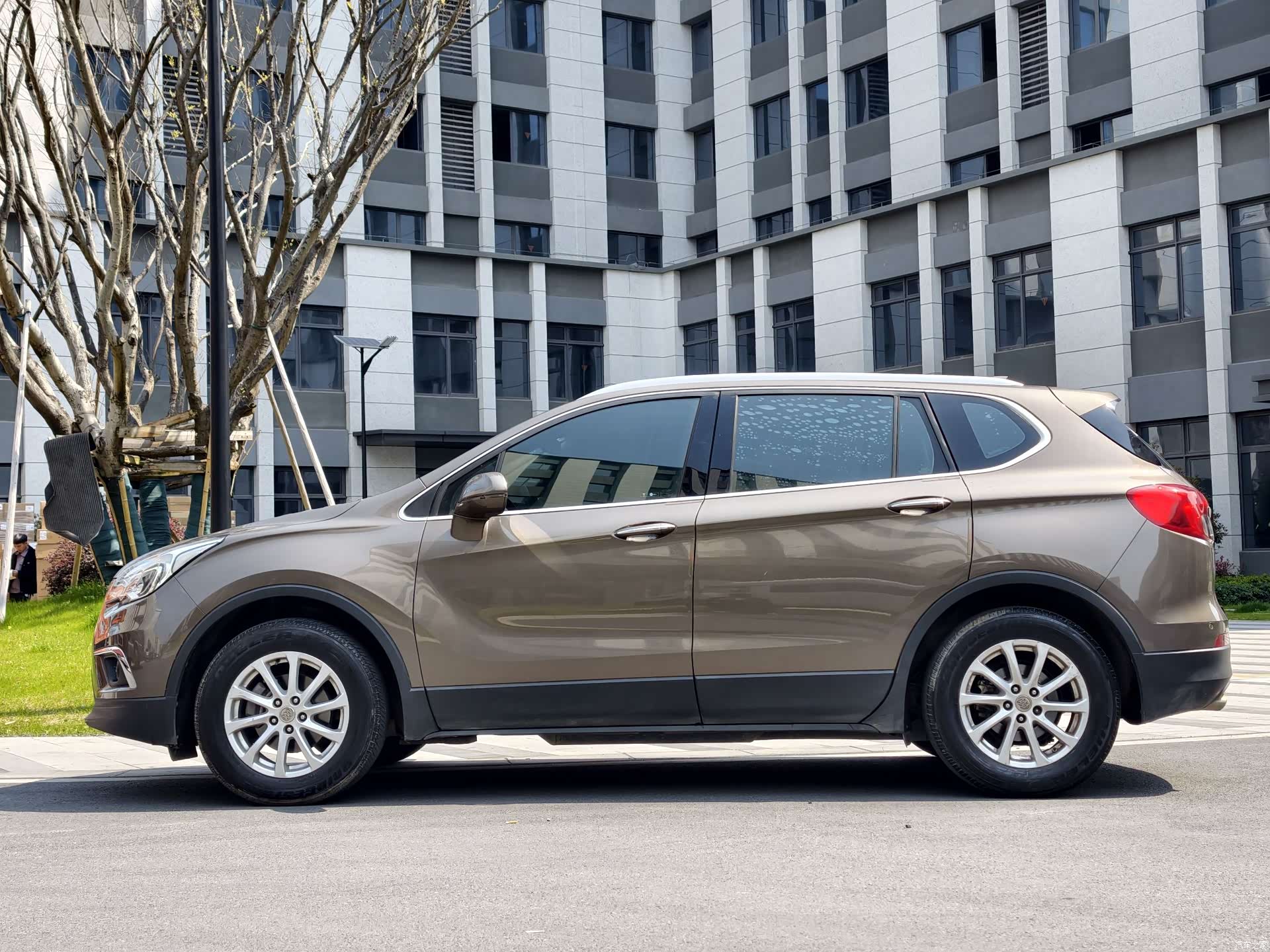 Buick Envision Plus, 2017 2