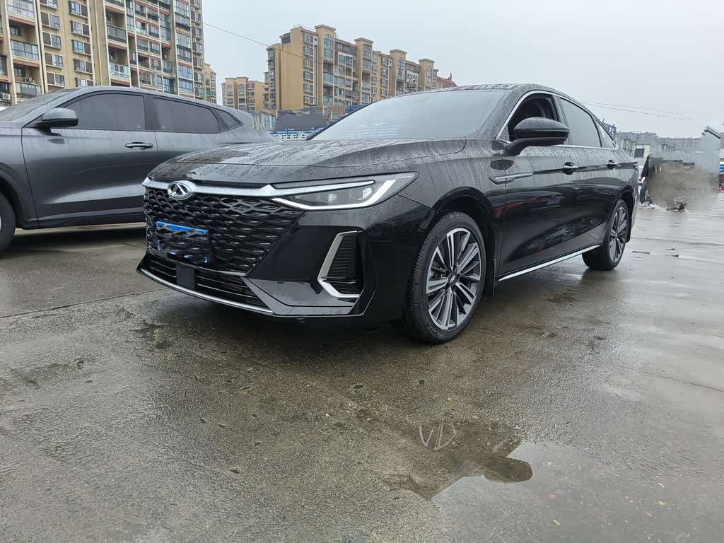 Chery Arrizo 8