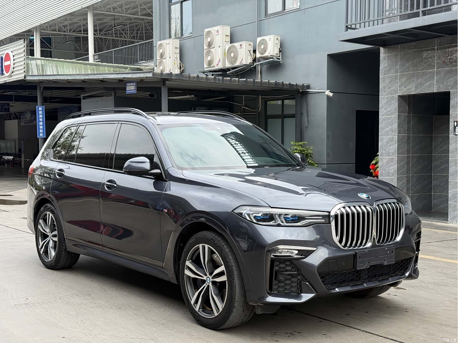 BMW X7, 2019 3