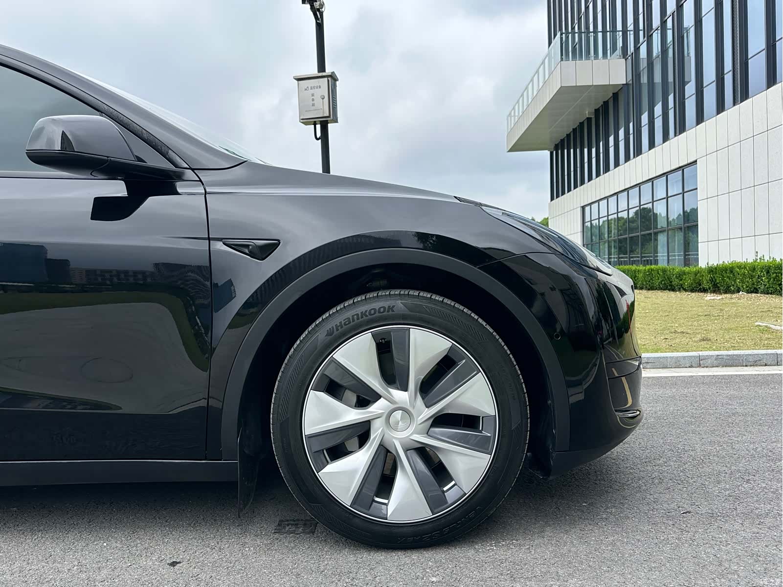 Tesla Model Y, 2022 25