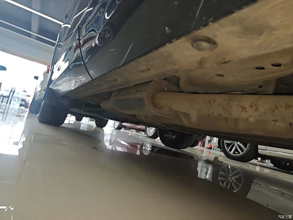 Roewe RX5, 2023 22
