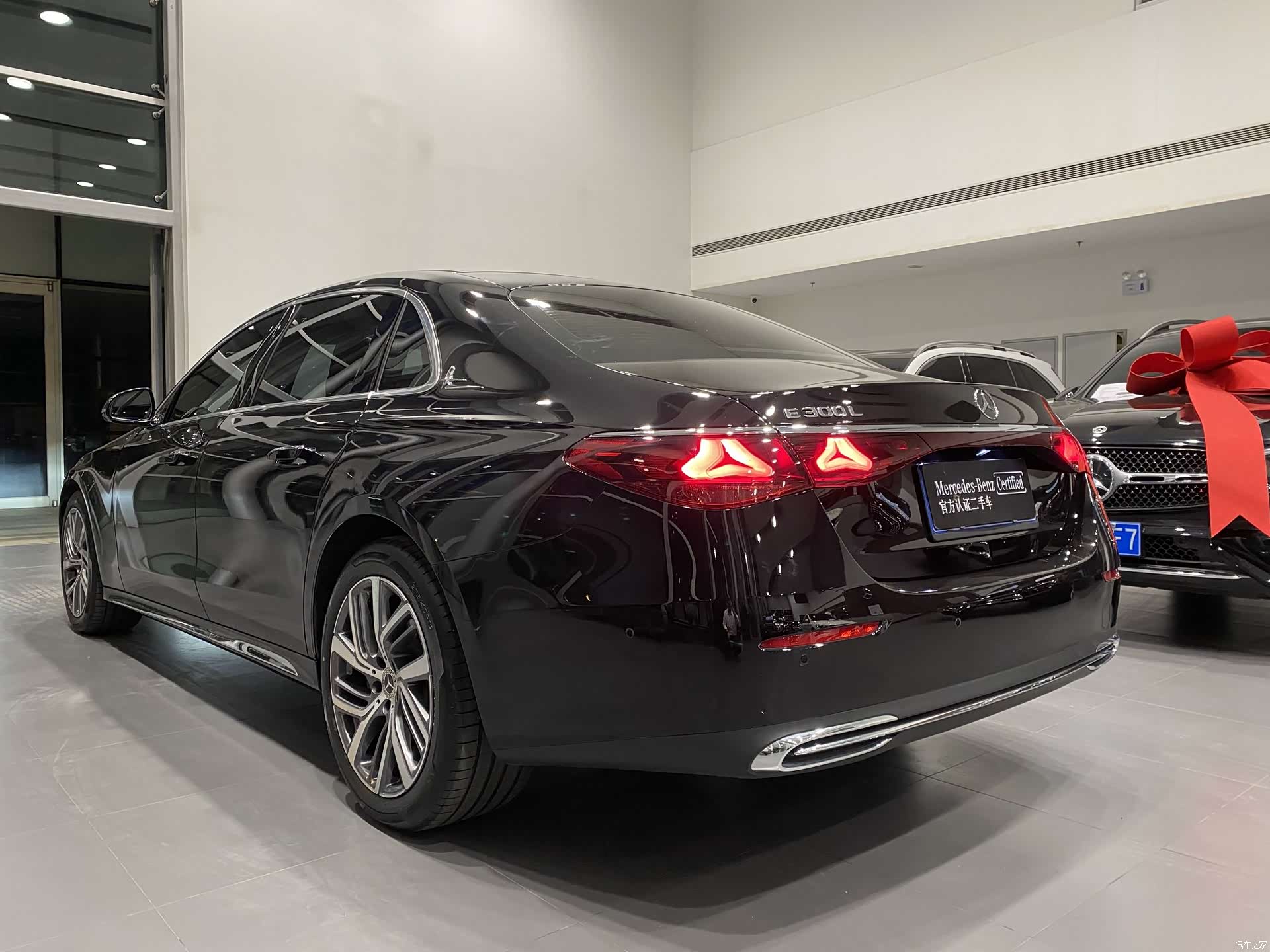 Mercedes-Benz E-Class, 2025 13