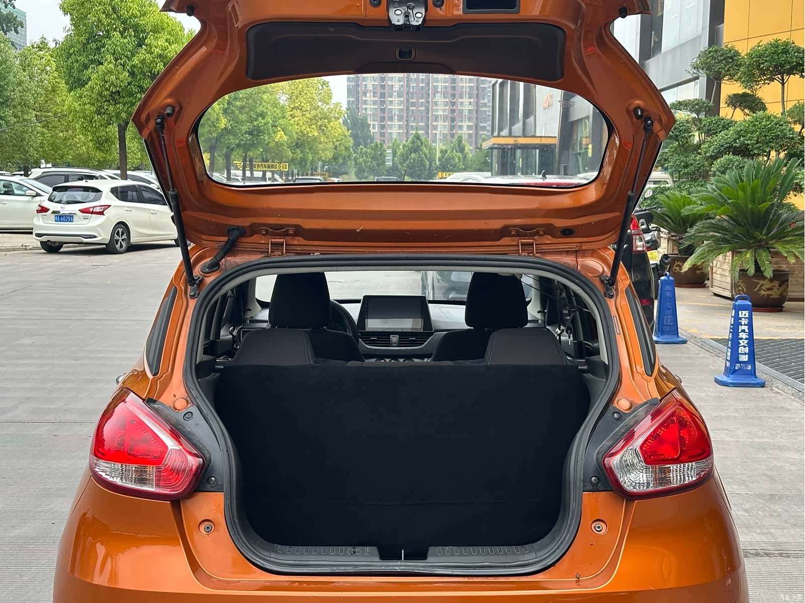 Wuling 310, 2017 17