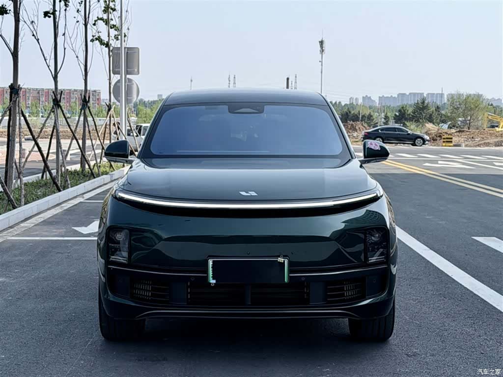 Li Auto L8, 2023 11
