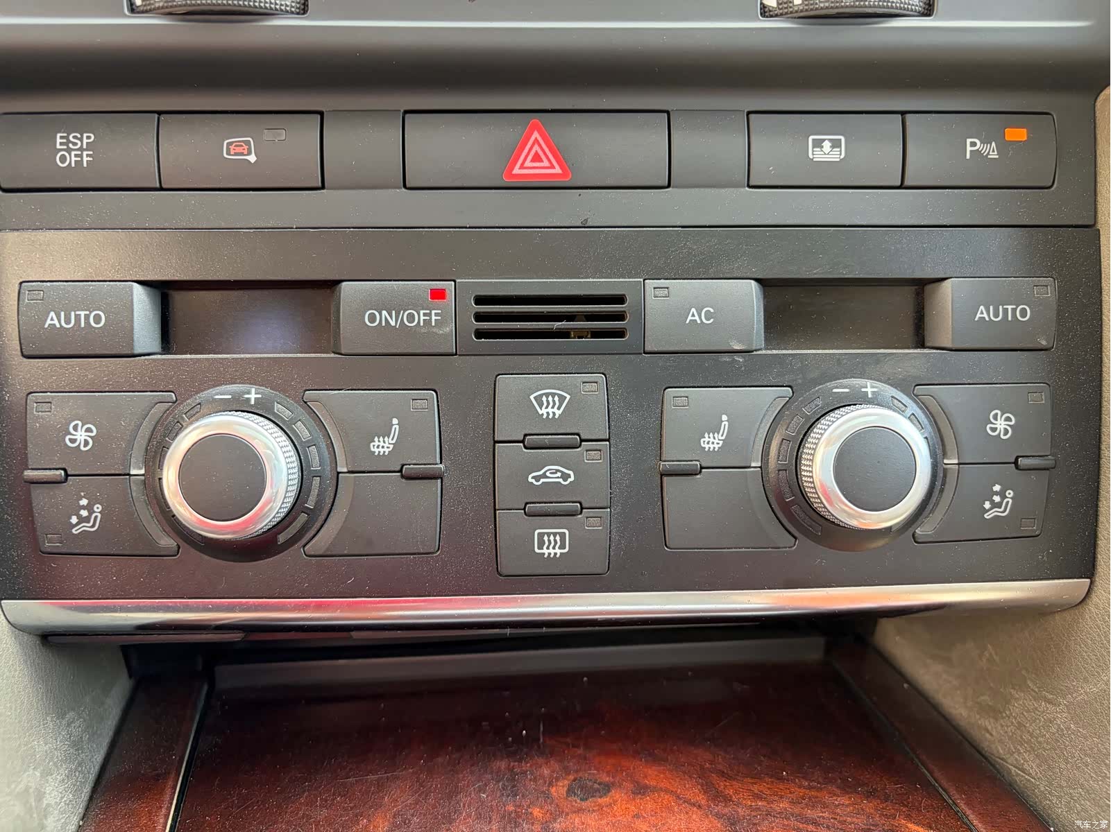 Audi A6L, 2012 14
