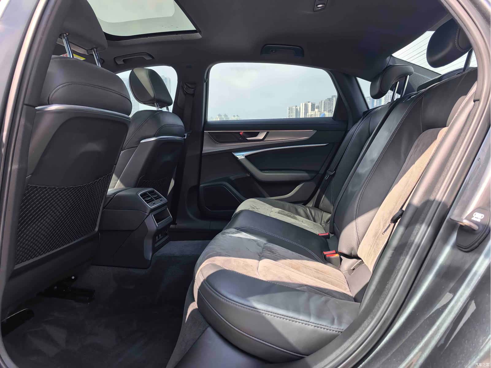 Audi A6L, 2020 4