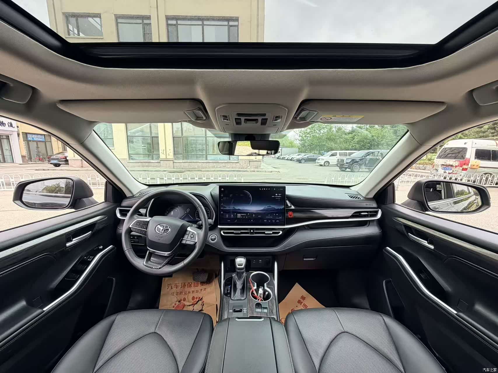 Toyota Highlander, 2026 все фото