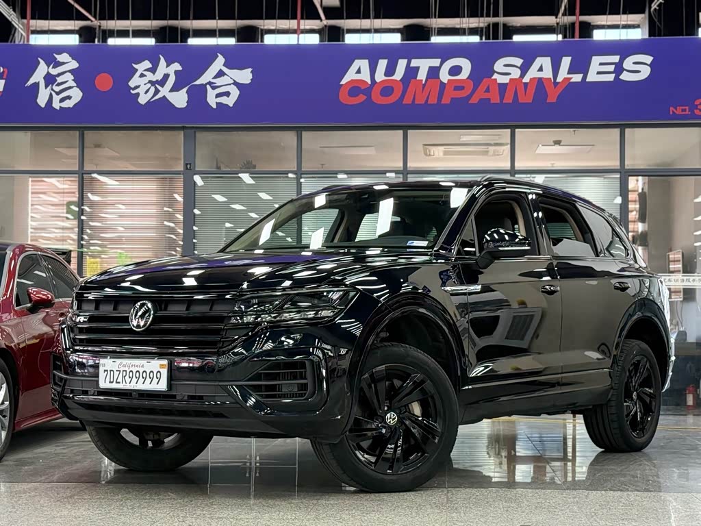 Volkswagen Touareg 2021 3.0TSI Sport