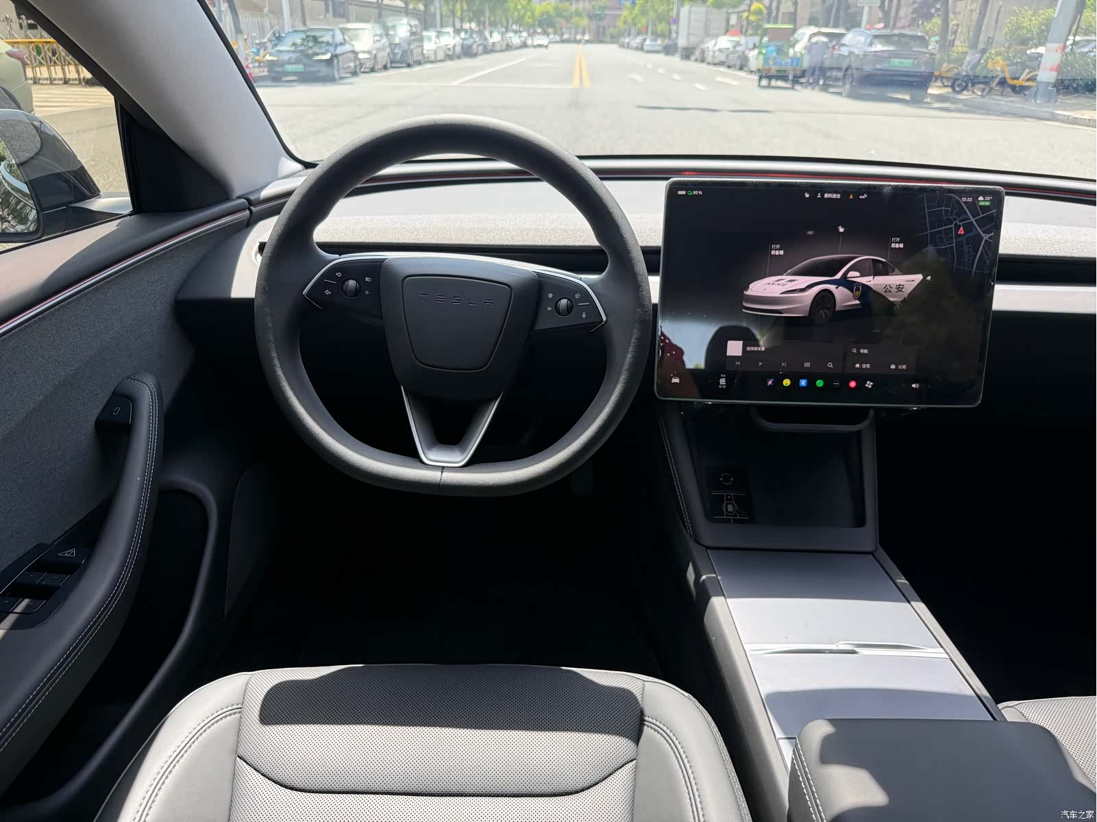 Tesla Model 3, 2025 13