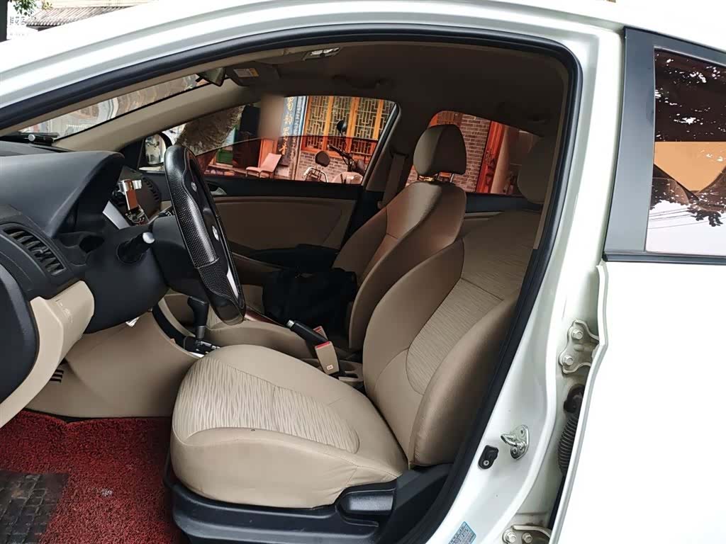 Hyundai GLS, 2017 8