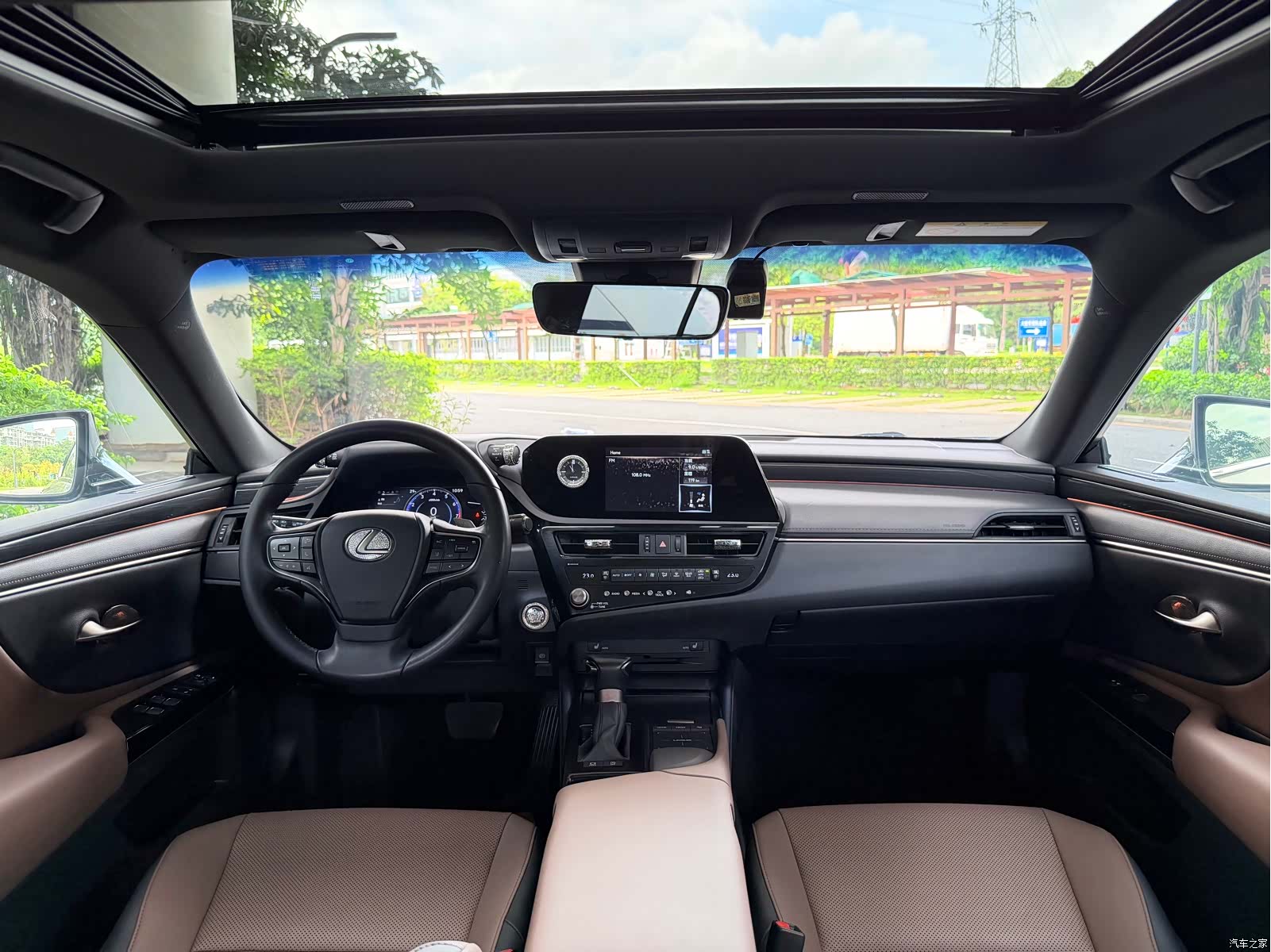 Lexus ES, 2021 12