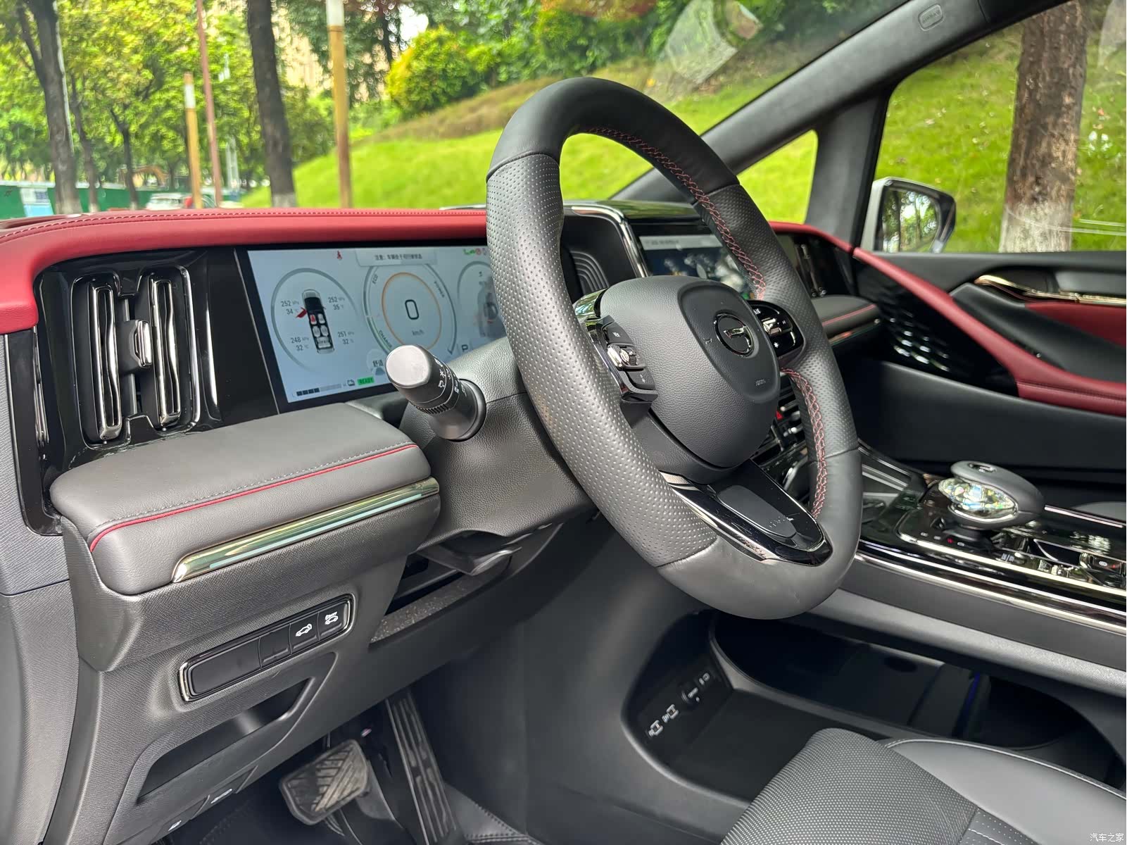 Trumpchi M8, 2023 10