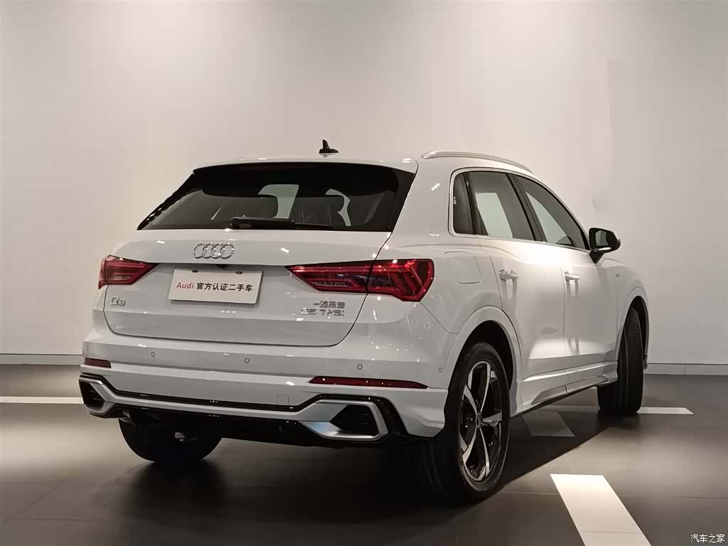 Audi Q3, 2024 4